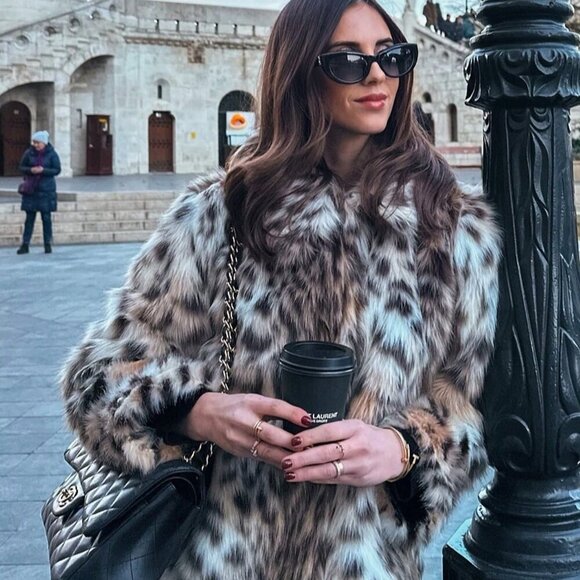 Brown Women's Elegant Leopard Print Faux fur  Side Pockets Coat - Picture 4 of 9